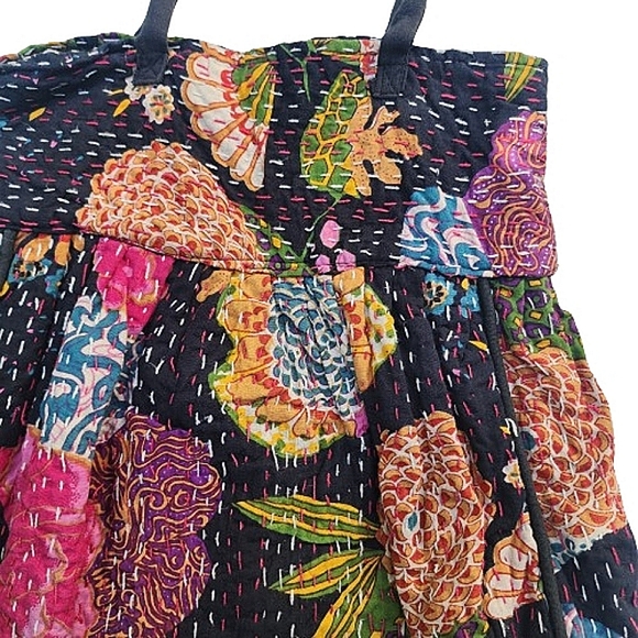 Floral Pleated Quilted Cotton Handstitched Cottagecore Boho Magnetic Hobo Bag - Picture 6 of 13